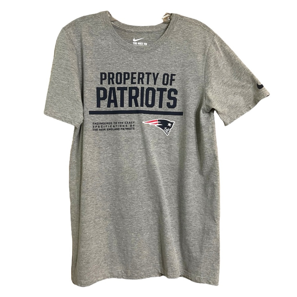 Nike Gray NFL New England Patriots Property Of T Shirt Athletic Cut Sz S EUC